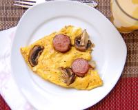 Sausage and Mushroom Omelet Recipe